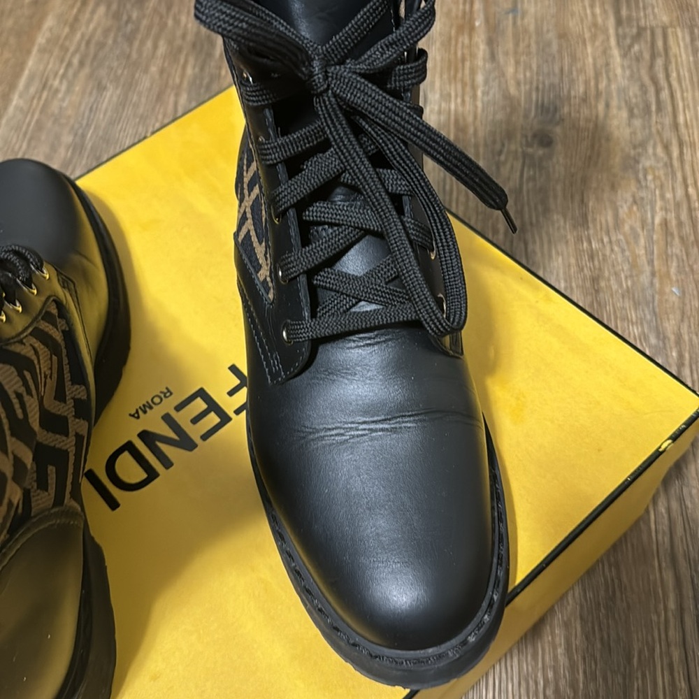 Fendi Combat boot - Picture 3 of 4